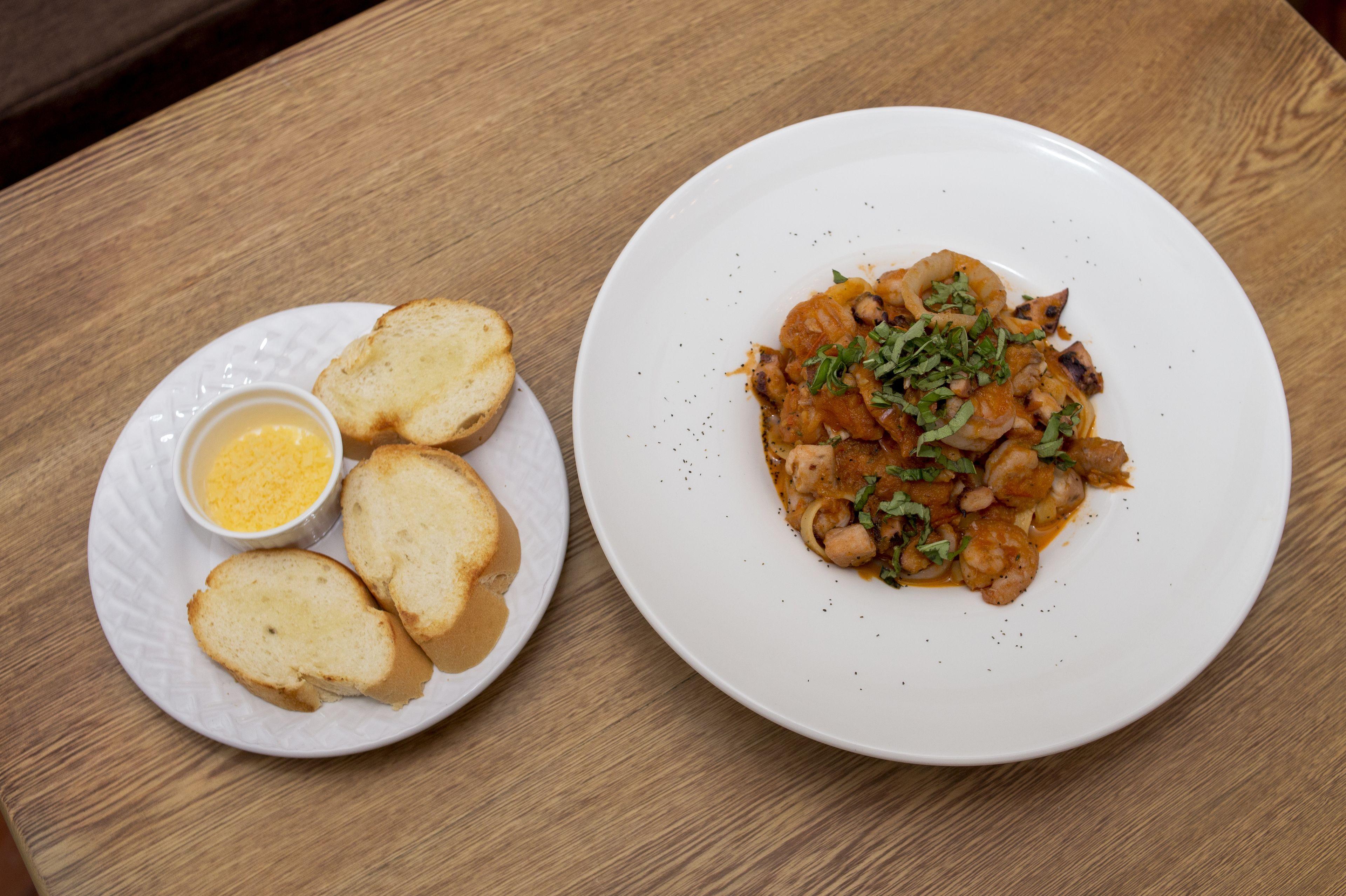 Life Is Good Hostal *