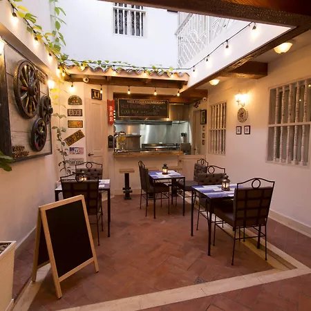 Life Is Good Hostal Cartagena