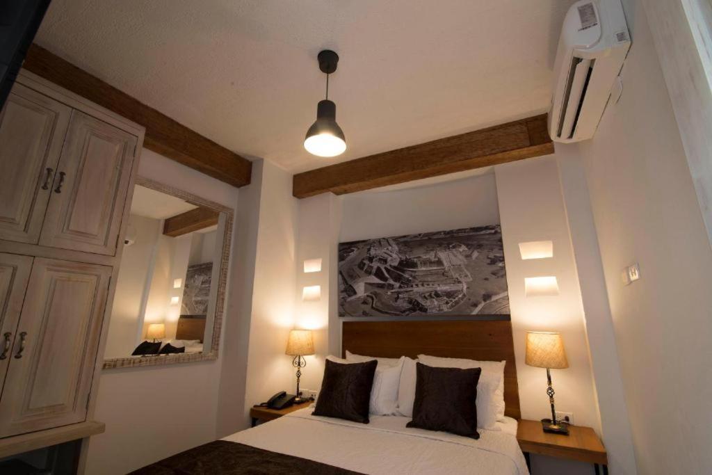 Albergue Life Is Good