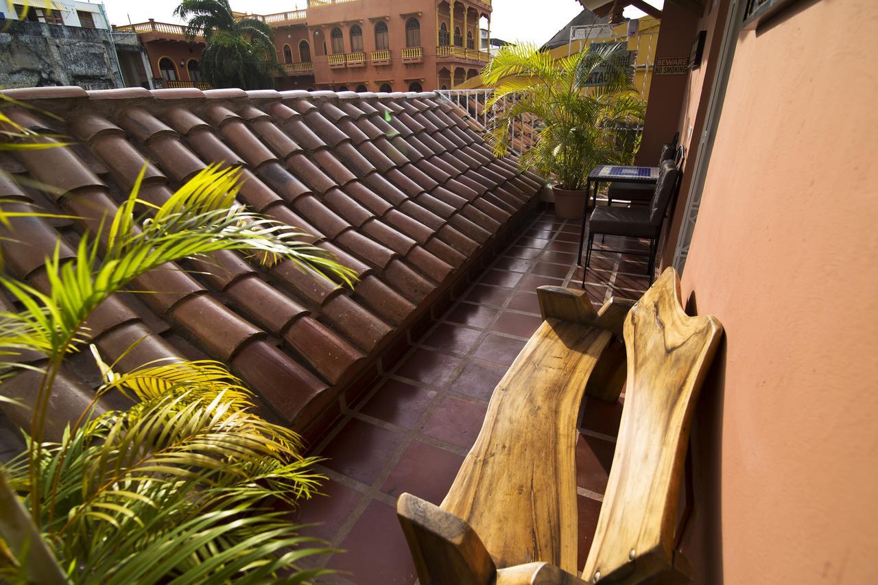 Life Is Good Cartagena